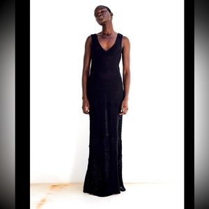 LONG V-NECK DRESS WITH STRAPS